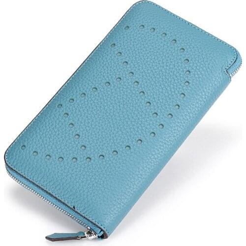 New Long Womens Purses With Full Head Of Leather Fashionable Bags Hollow Multi-Card Bit Clip Hand-Pulled Wallet Chain Designer