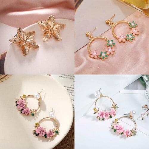 Simple And Atmospheric Earrings Popular Earrings 2021 New Fashion Temperament Super Fairy Flower Fashion Earrings Female