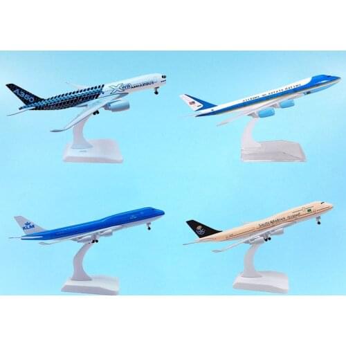 20CM Diecast 1:300 Scale Airbus A350 XWB Landing Gears Airforce One B747 B777 Saudi KLM Airline Airplane Plane Aircraft Model