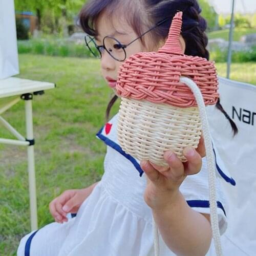 Children Girls Hand-woven Round Rattan Bag Bucket Tropical Beach Style Woven Shoulder Rattan Bag Photography Props Storage Bag