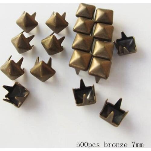 500 Pcs / Lot 7mm Square Four Claw Metal Rivets DIY Clothing Hat Bag Shoes Crafts Decoration Supplies Garment Sewing