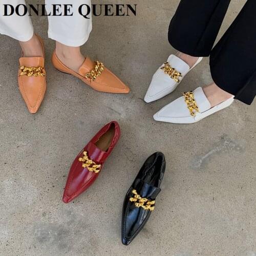 DONLEE QUEEN Women's Moccasins