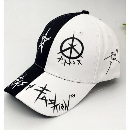 Trend Stitching Mens Womens Hats Baseball Caps Personality Wild Hip-Hop Sunshade Couple Hats Hipster Street Black White Sunhat