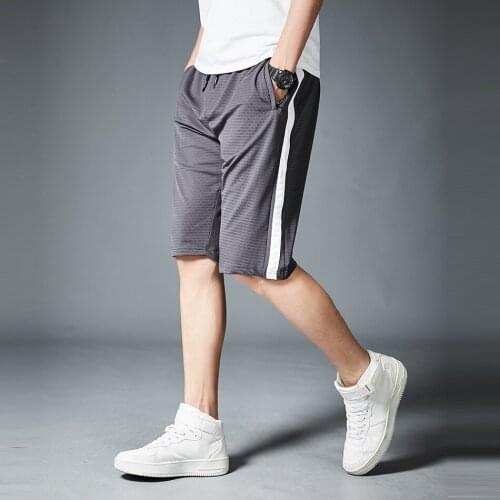New Sports shorts men fitness Leggings Running pirate shorts zipper pockets Male Gym Jogging Trousers Workout Training shorts