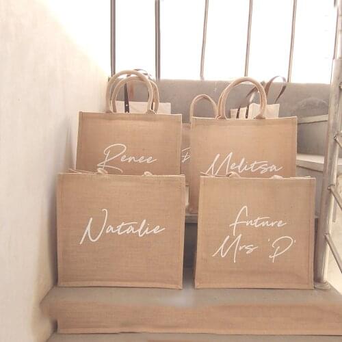 Bridesmaid Tote Bag Personalized Name Bachelorette Party Gift Bag Customized Beach Tote Bags Wedding Favors Burlap Bag