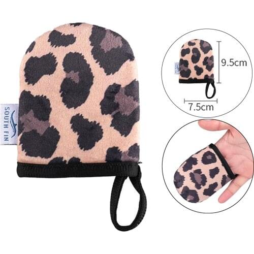 Double Sided Soft Self Tanning Mitt Applicator Mini Finger Face Glove for Self Tanner, Leopard print 9.5 x 7.5cm