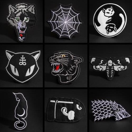 Black Wolf Cat Embroidered Patches 3D Diy Tiger Moon Cat Spider web Appliques Bullet The Silence of the Lambs Clothes Stickers