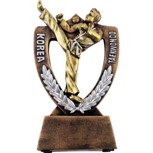 CREATIVE TAEKWONDOTROPHY FIGURINE EUROPE FURNISHING ARTICLES RESIN SPORTS SERIES MEMORIAL GIFTS SPORTS TROPHY DESKTOP CRAFT GIFT