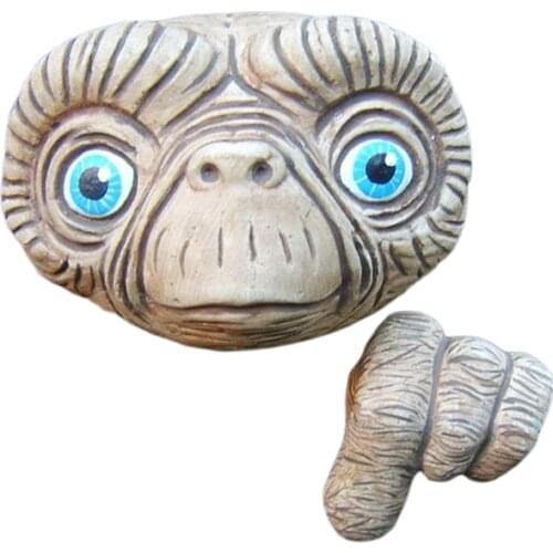 Whimsical Alien Tree Face Statue Tree Hugger Peeker Garden Decoration -L