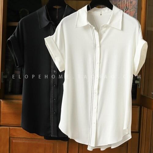Italy ! The upper body looks good! Full of sense of level! Heavy bead chain design silk short-sleeved shirt blouse