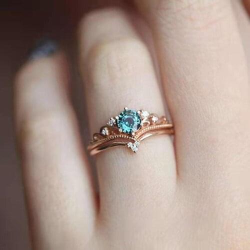 2Pcs/SetNew Fashion Simple Zircon Carved Flower Rings for Women Jewelry Gifts