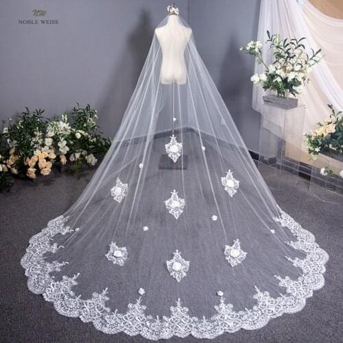 Wedding Veils with Comb Lace Edge Cathedral Wedding Veil Appliqued One Layer Bridal Veils