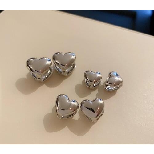 2021 New Korean Trendy Silver Color Metal Love Heart Stud Earrings for Woman Girls Exquisite Aesthetic Jewelry