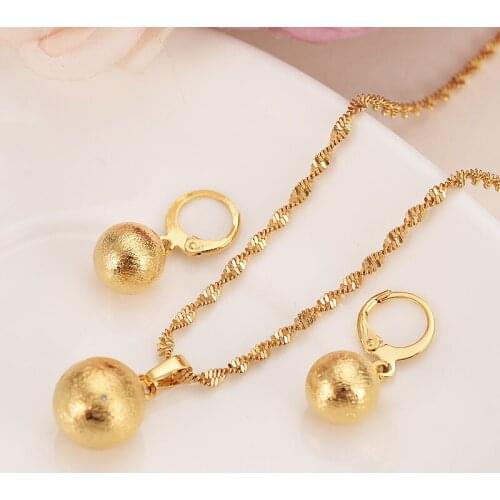 Small Round Ball Pendant Necklace chain Earrings sets Jewelry Gold Color cute Bead Necklaces sets for women girls PNG jewelry