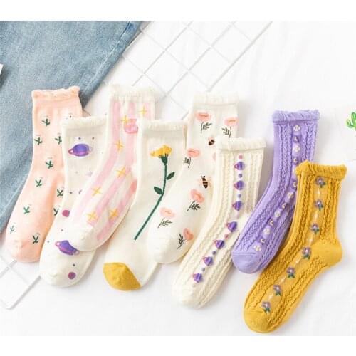 New Fashion Autumn and Winter Women Cotton Socks High Quality Girl Printing Breathable Middle Tube Casual One Size Socks