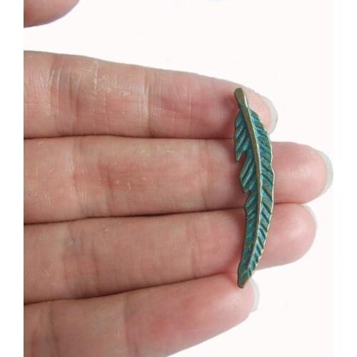 10pcs Antique Greek Patina Bronze Embossed Feather Leaves Charm Pendant for Necklace Earrings Jewelry Finding Accessories