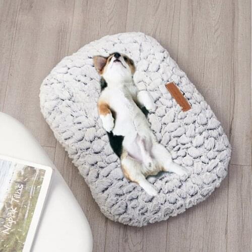 Winter Warm Dog Bed Soft Thick Plush Antislip Bottom Puppy Sleeping Kennel Pet Mat Cushion For Small Medium Large Dogs Cats