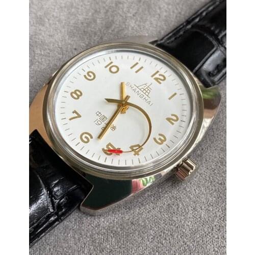 Shanghai Watch Retro Simple Stylish Manual Manipulator Mens Watch 19zuan