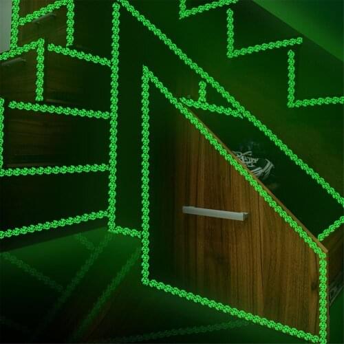2 M /roll Luminous Strip Luminous Green Wall Sticker Durable Glue-free Removable Staircase Safe Passage Decoration Stickers