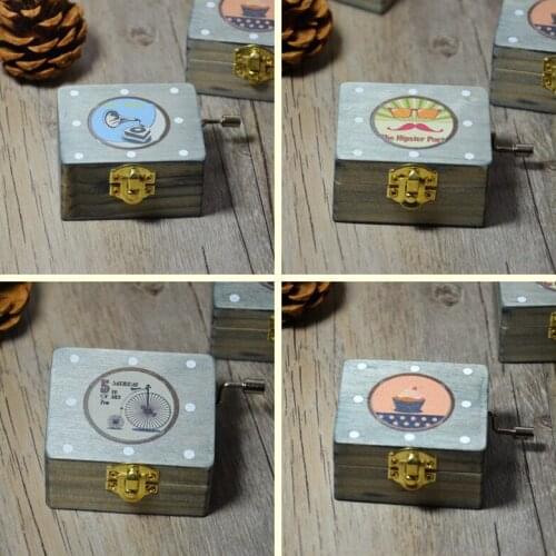 Wooden Painted Music Box Mechanical Musical Boxes Kid Toys Music Boxes Hand Crank Music Box Christmas Birthday Children Gifts