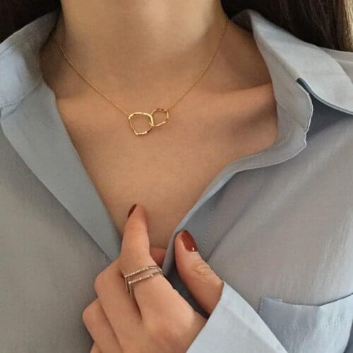 New Double Circle Interlocking Clavicle Short Necklace Golden Necklace Choker for Women Girls Ladies Jewelry Accessories