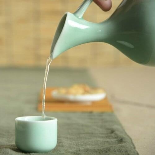 Celadon Wine Set 1pcs 250ml Court Handle Hip Flask 6pcs 30ml Cups Sake Vodka Swan Wine Gift Half Month Liquor Divider Bar Set