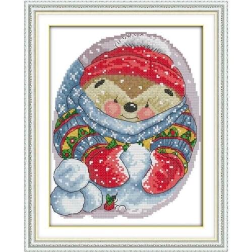 A hedgehog playing with snow cross stitch kit aida 14ct 11ct count printed canvas stitches embroidery DIY handmade needlework