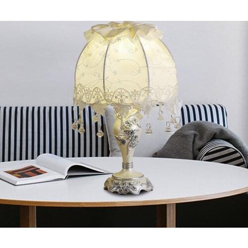 Free Shipping Resin Table Lamp Bedroom Bedside Lamp For Living Room Creative Ins Girl Princess Room Warm Wedding Gift