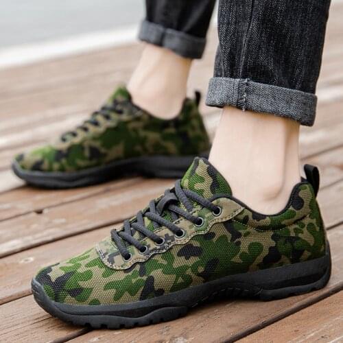 Big Size Men Outdoor Mountain Desert Climbing Work Shoes Women Ankle Snow Boots Winter Autumn Sneaker Hiking Trekking Footwear