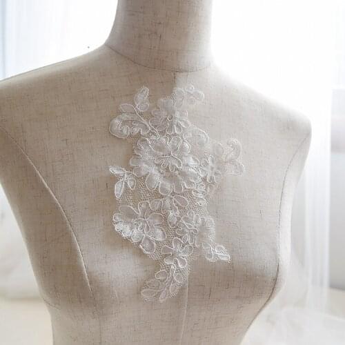 Car-bone Embroidery Wedding Lace Flower Patch Lace Applique Clothes Decoration Accessories Handmade DIY 10pcs/lot