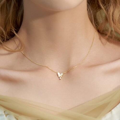 Fashion Creative Shell Butterfly Necklace Zircon Crystal Pendants Necklaces for Women Jewelry Accessories