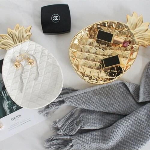 Nordic Creative Golden White Pineapple Tray Jewelry Storage Box Jewelry Plate Ceramic Photograph Decoration Decoration LB92835