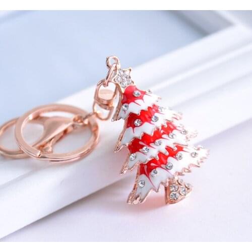 1PC Fashion 3 Colors Optional Metal Christmas Tree Keychain Crystal Rhinestone Car Accessory Gift Bag Pendant Metal Craft MY 005