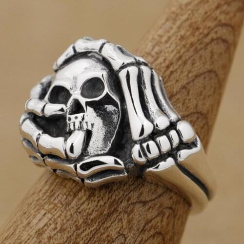 925 Sterling Silver Hands Holding Head Mens Biker Ring 8T014