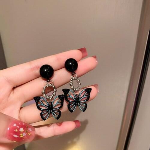 2021 New Korean Hollow Butterfly Modelling Fresh Elegant Joker Drop Earrings Contracted Fashion Senior Women Earrings Trend