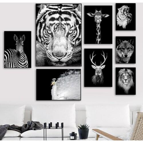 Animal Picture On Wall Black and White Wolf Lion Printings Modern Home Room Decor Canvas Wall Art Frameless Paintings