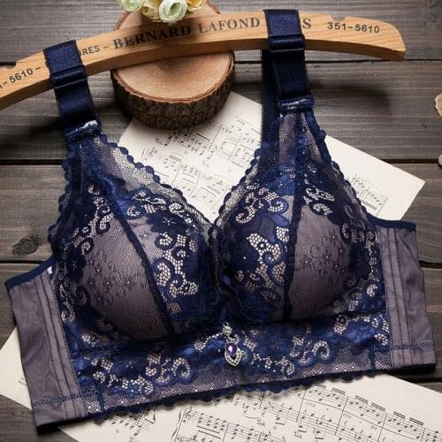 New spring new bras, no steel ring, small breasts, thickened breasts, bras, gathered underwear, feminine sense, adjustable bra