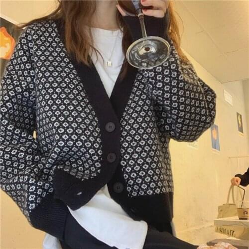 Spring And Autumn Short Cardigan Sweater Korean Retro Jacquard Loose Long Sleeve Versatile Knitted Top Womens Wear