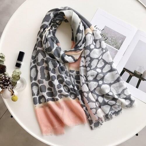 2018 Women Leopard Pattern Cotton Frayed Scarf Cotton Voile Scarf 10pcs/lot