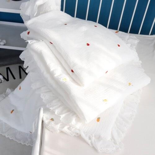 Baby Quilt Cotton Gauze White Lace Princess Blanket Newborn Infant Thermal Thick Baby Crib Swaddle Wrap Sleep Quilt Crib Bedding