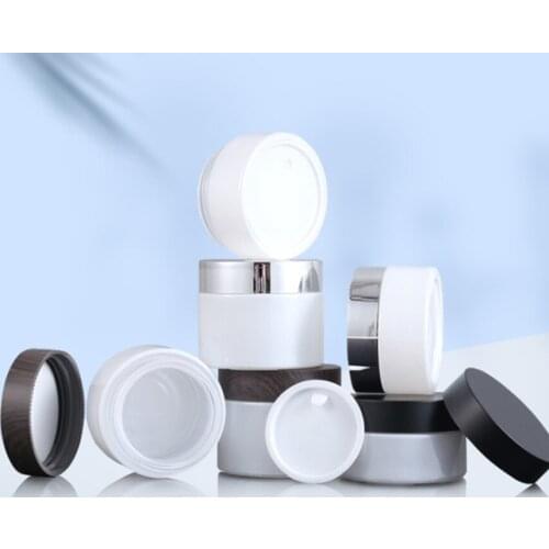 2021 New 30g 50g Glass Jars For Cosmetic Facial Cream Glass Bottle Round Containers For Makeup Refillable Bottles