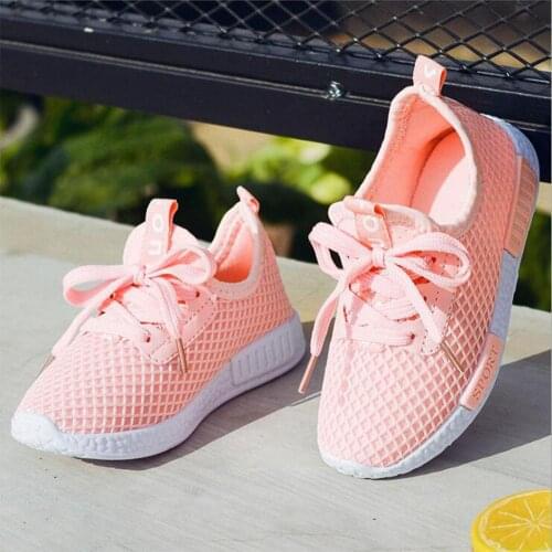 Kids Shoes Boys Girls Casual Mesh Sneakers Breathable Soft Soled Running Sports Shoes