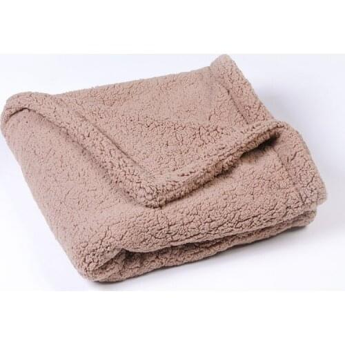 Simple Solid Color Pet Blankets Plush Soft Cat Cushion Dog Pads Autumn Winter Warm Sleeping Mats Pet Supplies
