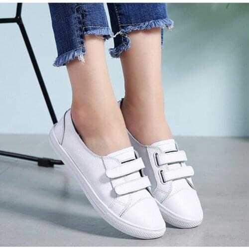 2019 New Woman Shoes Fashion New Woman PU Leather Shoes Ladies Breathable Lightweight Velcro Flats Casual Shoes White Sneakers