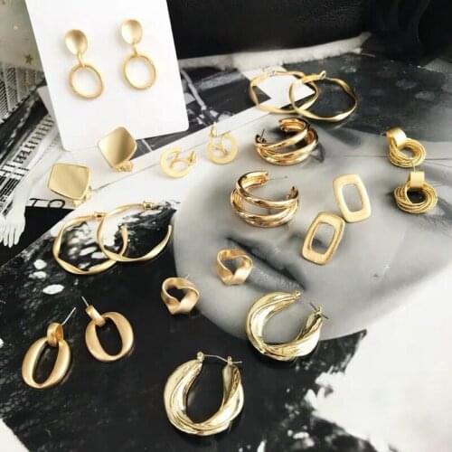 Vintage Statement Irregular Geometric Earrings Large for Women Golden Color Metal Pendant Trend Fashion Jewelry Accessories