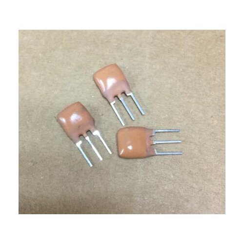 100pcs Ceramic Resonators ZTT 8MHZ 8.000MHZ 8M 3P DIP-3