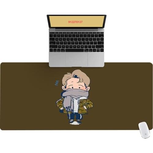 90x40cm XXL HD Cartoon Brown Scarf Boy Pattern Office Computer Desk Mat Laptop Cushion Desk Non-slip Mat Gamer Mousepad Mat