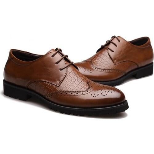 NEW Brand Men Oxfords Shoes British Style Carved Genuine Leather Shoe Brogue Shoes Lace-Up Bullock Business Mens Flats