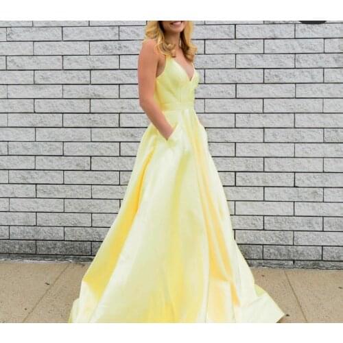 Sexy Long Yellow Evening Dresses with Pockets A-Line Criss Cross Back Satin Abendkleider Robes De Soirée for Women