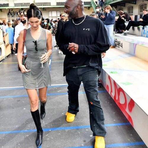 Bellahadid Same 2021 Summer New Splicing Mesh V-Neck Vest Dress Designer Fashion Leisure Sleeveless Fold Design Dresses Clothes